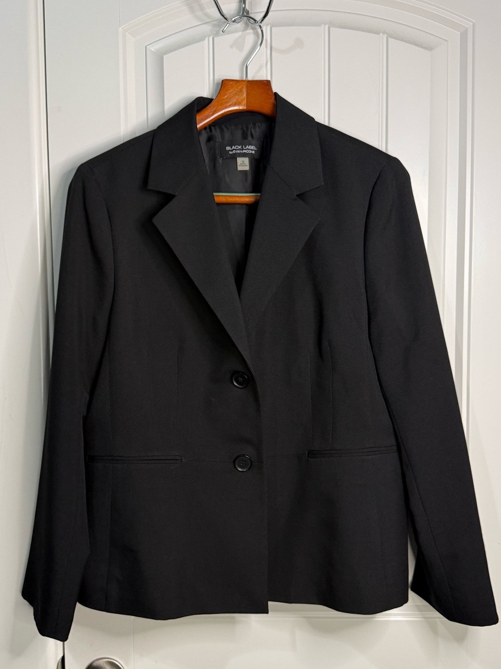 Evan Picone Black Women’s Tailored Blazer size 16 sophisticated business attire